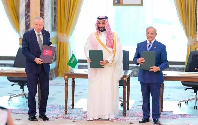 Wapres Turki Sebut Pakta Pertahanan Tak Ditujukan untuk Lawan Iran